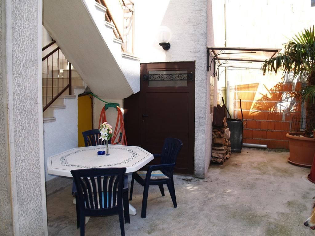 Apartment Nana 1 Sibenik Exterior photo